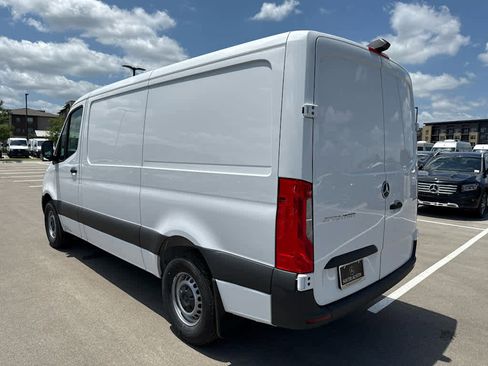 New 2025 Mercedes-Benz Sprinter 2500 image 7