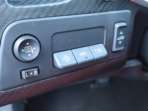 Used 2016 Chevrolet Corvette Z06 w/ 3LZ Preferred Equipment Group image 18