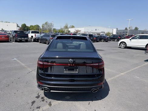 New 2026 Volkswagen Jetta GLI Autobahn FWD image 5