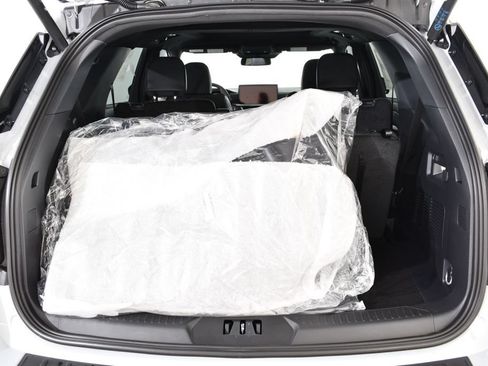 New 2026 Ford Explorer ST-Line w/ ST-Line Street Pack AWD/4WD image 21