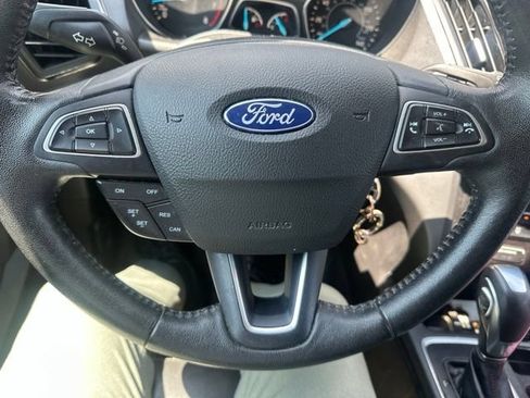 Used 2018 Ford Escape SEL AWD/4WD image 15
