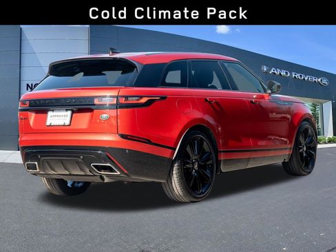 Used 2023 Land Rover Range Rover Velar R-Dynamic S image 4