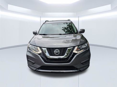 Used 2018 Nissan Rogue SV FWD image 9