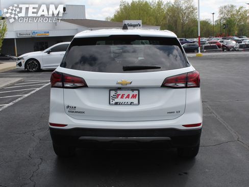 Used 2024 Chevrolet Equinox LT AWD/4WD image 5