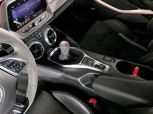 Used 2023 Chevrolet Camaro SS RWD image 15