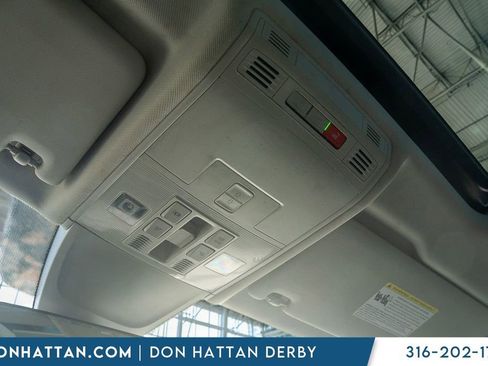 Used 2024 Volkswagen Tiguan SE FWD image 14