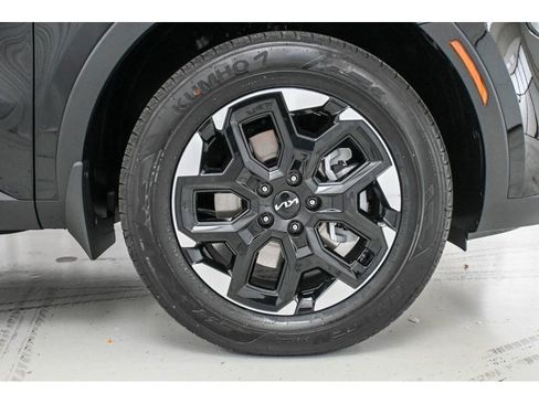 New 2026 Kia Sorento S image 8