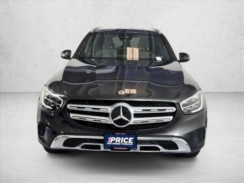 Used 2022 Mercedes-Benz GLC 300 4MATIC image 2