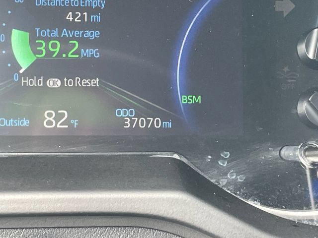 Used 2025 Toyota RAV4 XLE AWD/4WD image 11