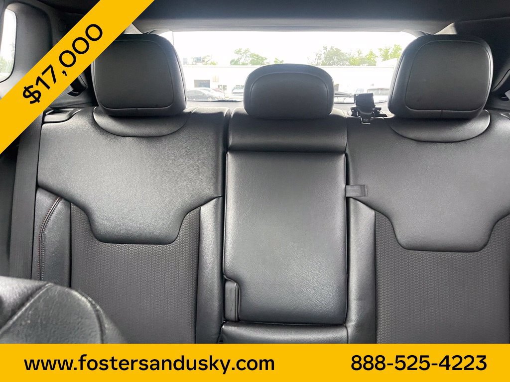Used 2024 Jeep Compass Trailhawk AWD/4WD image 12