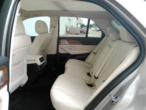Used 2021 Mercedes-Benz GLE 350 w/ Premium Package image 20