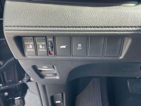 Used 2025 Honda Odyssey Sport-L image 10