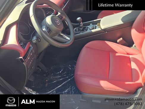 New 2026 MAZDA MAZDA3 2.5 S Hatchback w/ Premium Pkg FWD image 5