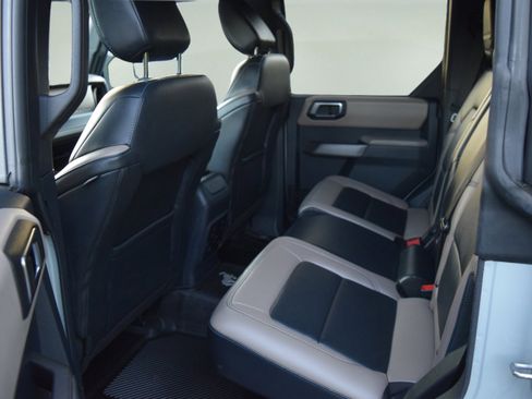 Certified 2022 Ford Bronco Wildtrak image 8