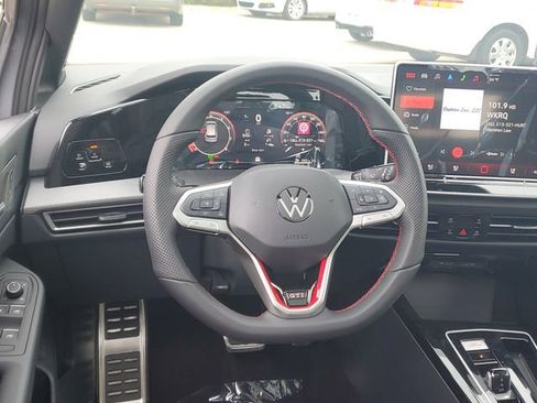 New 2026 Volkswagen GTI SE FWD image 11