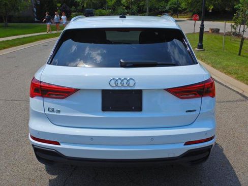 Used 2024 Audi Q3 2.0T Premium w/ Convenience Package AWD/4WD image 8