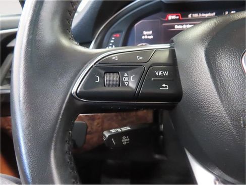 Used 2018 Audi Q7 3.0T Premium Plus w/ Premium Plus Package image 11