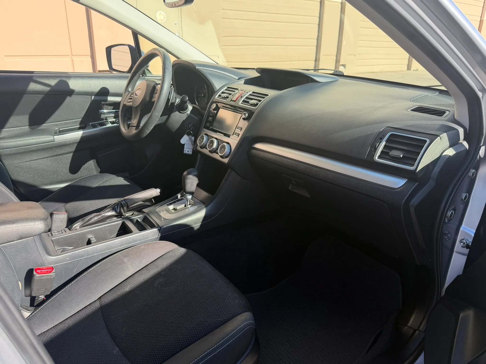 Used 2015 Subaru Crosstrek 2.0i Premium w/ Moonroof Package AWD/4WD image 14