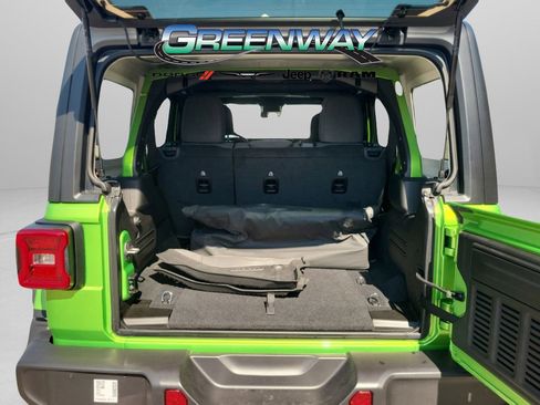 Used 2025 Jeep Wrangler Rubicon w/ XTREMEE 35" Tire Package image 29