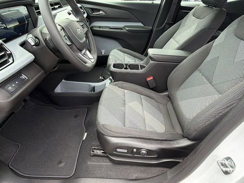 New 2027 Chevrolet Bolt LT w/ Comfort Package image 13