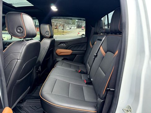 Used 2023 GMC Canyon AT4 w/ AT4 Premium Package image 19