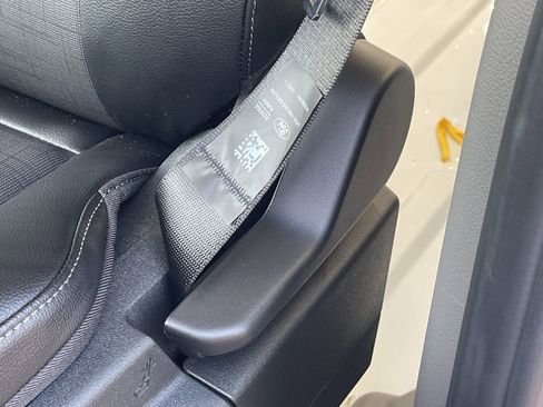 New 2024 Ford Transit 250 Low Roof image 22