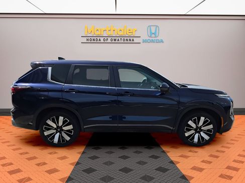 Used 2025 Mitsubishi Outlander SE AWD/4WD image 6