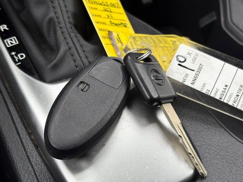 Certified 2022 Nissan Frontier S w/ Technology Package image 34