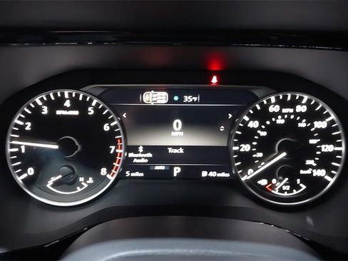 New 2026 Nissan Pathfinder SV image 21