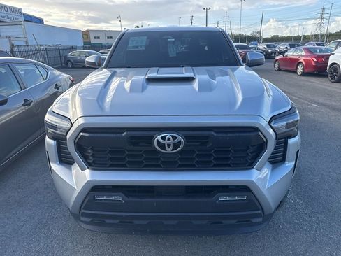 Used 2024 Toyota Tacoma TRD Sport RWD image 2