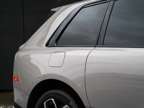 Certified 2024 Rolls-Royce Cullinan Black Badge w/ Driver's Package image 5