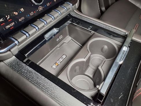 New 2026 GMC Yukon AT4 Ultimate w/ LPO, Floor Liner Package AWD/4WD image 19