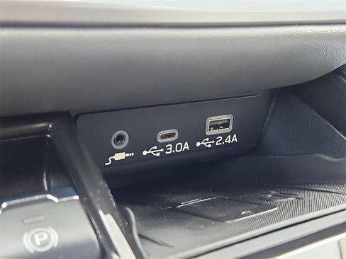 Used 2023 Subaru Outback Onyx Edition image 17