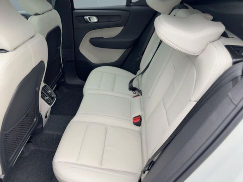 New 2026 Volvo XC40 B5 Plus w/ Climate Package AWD/4WD image 14