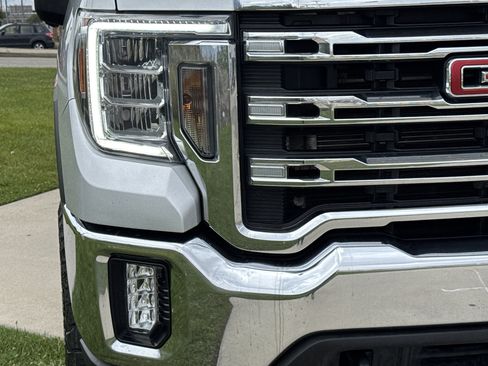 Used 2023 GMC Sierra 3500 SLE w/ SLE Value Package AWD/4WD image 10