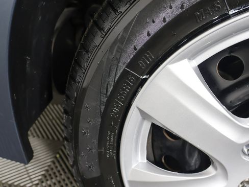 Used 2023 Toyota Corolla LE image 18