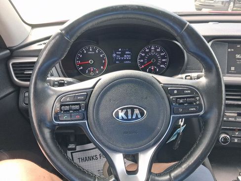 Used 2018 Kia Optima S w/ Panoramic Sunroof Package FWD image 10