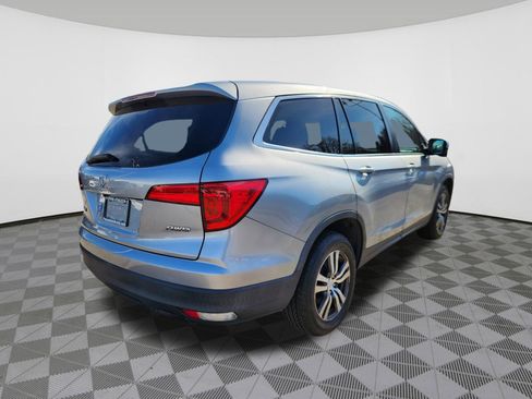 Used 2017 Honda Pilot EX-L image 4
