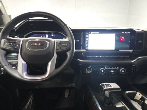 Used 2023 GMC Sierra 1500 Elevation w/ LPO, Elevation Black Package image 9