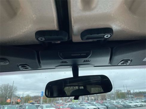 Used 2018 Jeep Wrangler Unlimited Sport S image 24