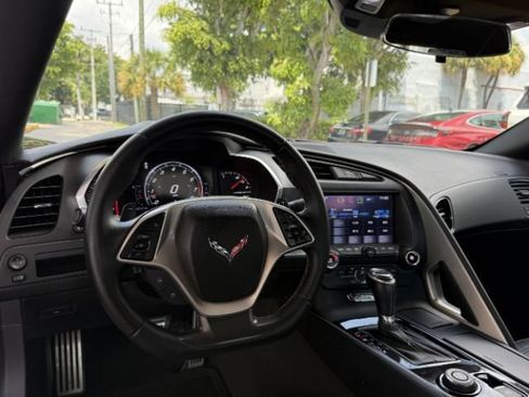 Used 2016 Chevrolet Corvette Stingray Coupe RWD image 17