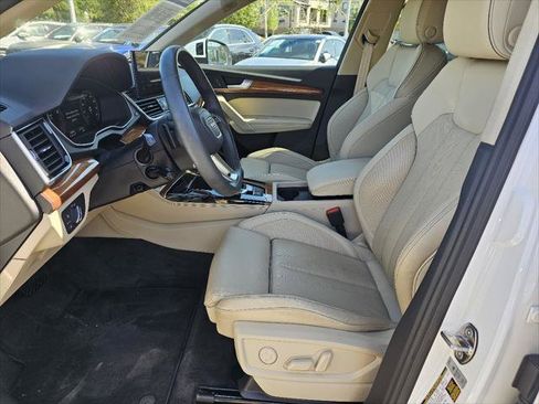Used 2023 Audi Q5 2.0T Premium Plus w/ Premium Plus Package image 2