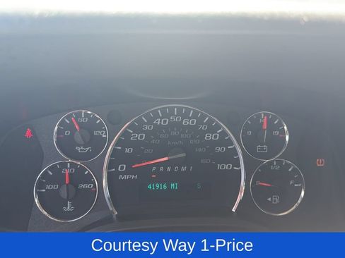Used 2024 Chevrolet Express 3500 LT w/ LT Preferred Equipment Group RWD image 13
