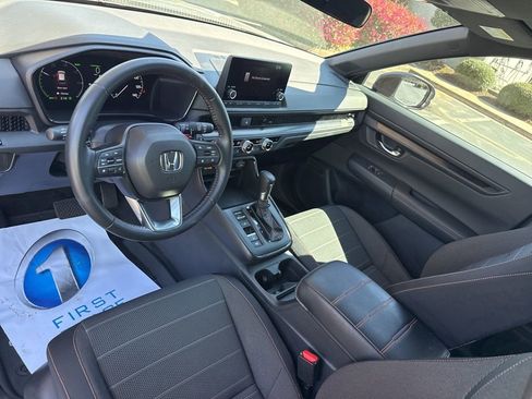 Certified 2025 Honda CR-V Sport image 21