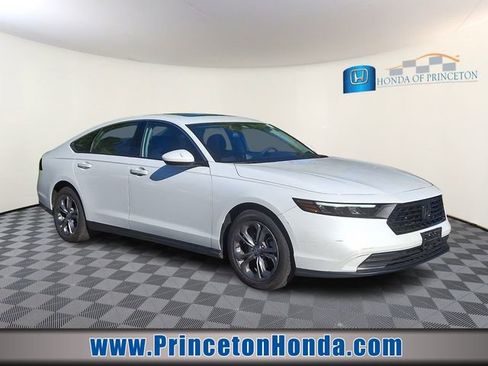 Certified 2024 Honda Accord EX image 1