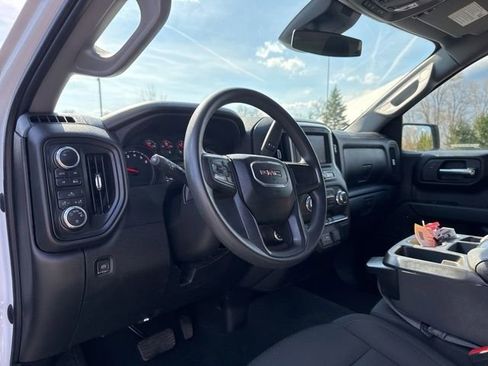 Used 2023 GMC Sierra 1500 Pro w/ Graphite Edition image 6
