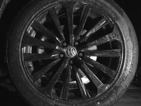 Certified 2025 Toyota Highlander XSE image 10