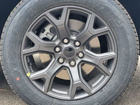 New 2026 Jeep Grand Wagoneer L Limited image 17