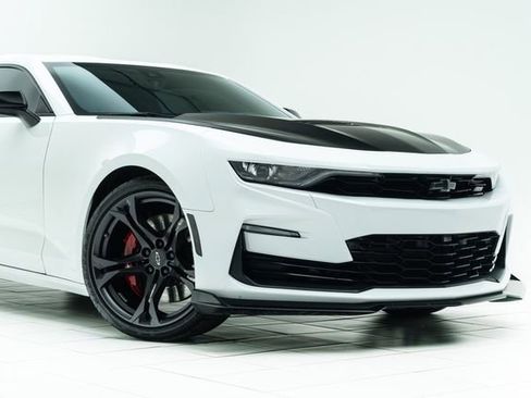 Used 2023 Chevrolet Camaro SS image 4