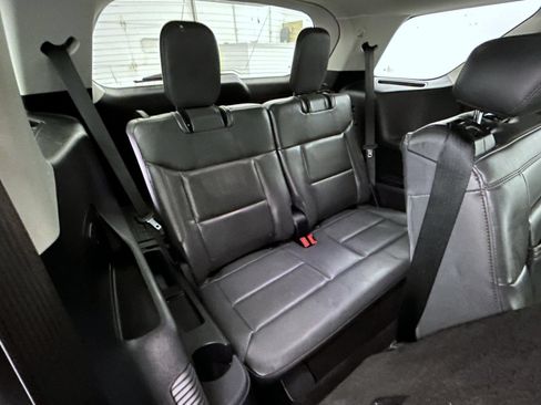 Used 2025 Ford Explorer Active w/ Active Comfort Package AWD/4WD image 19